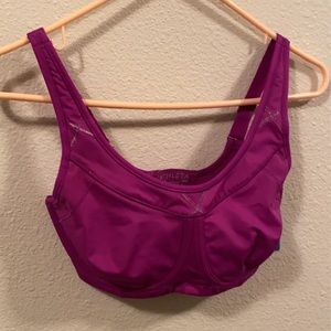 Athleta underwire sports bra (32DD)